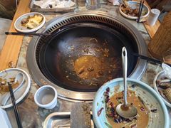 -锅老头海鲜铁锅炖