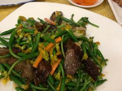 青瓜花炒腊肉-合力居·生记路边鸡(北京路店)