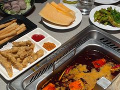 -海底捞火锅(宝龙广场夜宵主题店)