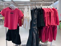 -美特斯邦威(新天地购物中心店)