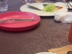 -粤尚腾香居中餐厅(首都机场希尔顿店)