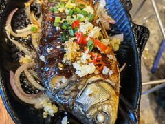 -破瓦寒窑·地摊烤羊排