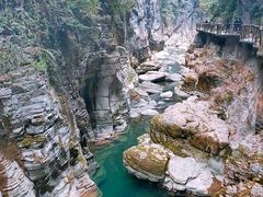 -蝶舞清江·恩施地心谷景区