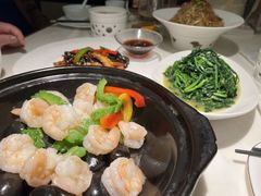 石烹沸腾鲜虾球-弘馆·镜湖印象