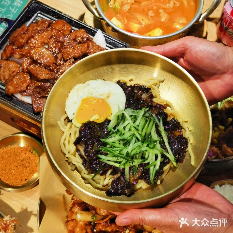 生活繁花中心的人尊的有口福啦！！！