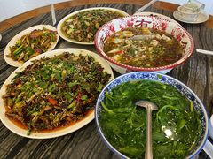 -江湖黑大兔(杨家坪店)