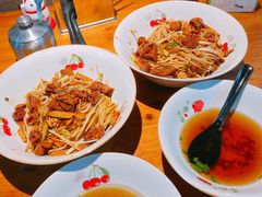 肉丝拌川加大肠-小狗面馆(河东路店)