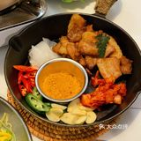 吃个饭也要内卷朋友圈💪🏻