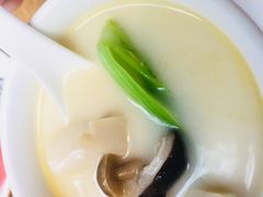 -渝半城经典川粤菜(重庆天地店)