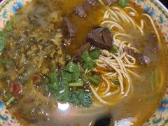 -金杨拉面王小吃面馆·牛三宝面·红烧牛肉粉