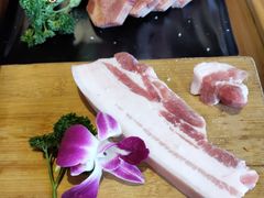 厚切五花肉-唯成•韩国炭火烤肉 유성고기