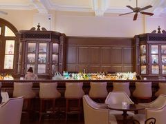 -LONG BAR 廊吧(外滩华尔道夫酒店)