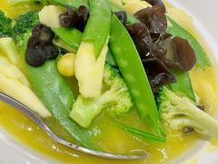 -湘阅•威海海鲜•湖南味道(华宝店)