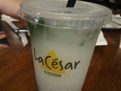 -乐凯撒披萨(东方新世界店)