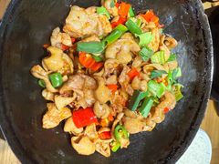 常德干锅肥肠-旺钵·夷望溪·20年常德手作土钵菜(马栏山创始店)