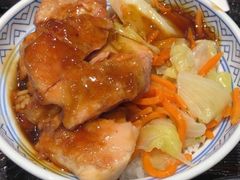 鲜蔬煎鸡饭套餐-吉野家(上海美罗城店)