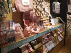 -九木杂物社(领展购物广场中关村店)