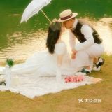 外景法式复古风婚纱照 浪漫至死不渝