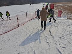 -济南卧虎山滑雪场