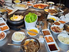 -韩聚屋韩国烤肉餐厅(新北万达店)