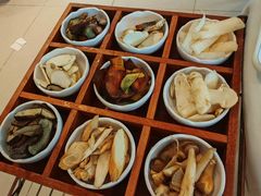 -天宜隆蘑菇宴火锅(石景山旗舰店)