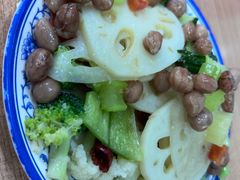 -清真老铁家灌汤包