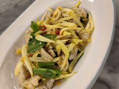 -蔼若春.传承三十年云南菜(金碧公园店)