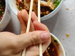 -舟舟刮凉粉