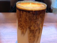 燕麦奶拿铁（云南红酒）-Line 咖啡(石厦花园店)