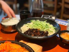 韩国炸酱面-鑫日千里马朝鲜族小馆(总店)