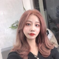 -IU潮牌·SALON