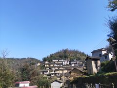 -苗人谷