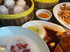 -蝴蝶里·粤菜·点心(滨江龙湖店)