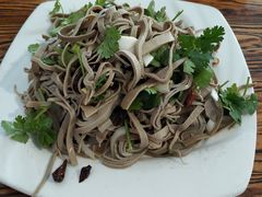 -溢心园香河肉饼总店