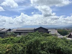 -西双版纳融创皇冠假日度假酒店