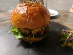 -HIGH FIVE哈福手工汉堡(桂林路店)