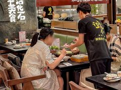 -得意咚瓜·顺德鱼生·冬瓜火锅(深圳首店)