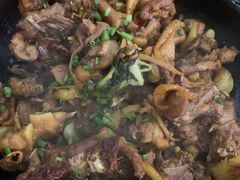 招牌砂锅鸡-柴火农家饭(遇龙河店)