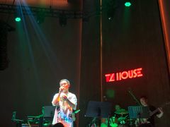 -TZ House音乐现场(来福士中心店)