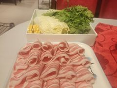 -天宜隆蘑菇宴火锅(石景山旗舰店)