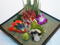 三品刺身-石田居烧き鸟