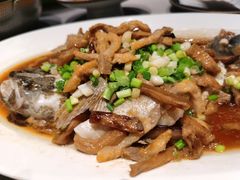 农家烧笋壳鱼-皇朝会.经典传统粤菜(外滩店)