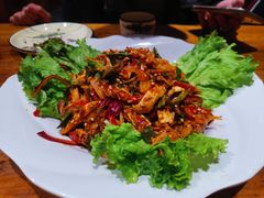 -老滇山寨•云南特色菜•地方菜•民族风情歌舞表演(金碧店)