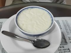 -俊丽双皮奶甜品店