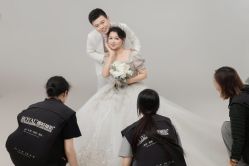 -挪娅婚纱摄影皇家会所