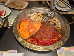 -廖掌柜·重庆鲜货火锅(上海首店)