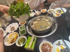 -丫丫汤膳打边炉(宏府408坊店)