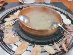 -阿山卓·野生菌火锅·纳西火塘烤肉