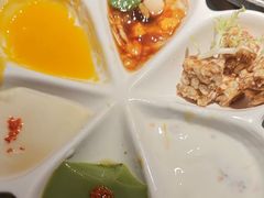 花田喜事-绿茶餐厅(龙井船宴· 品牌总店)