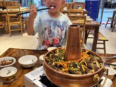 -乡土特色.冷锅鱼.牦牛肉汤锅